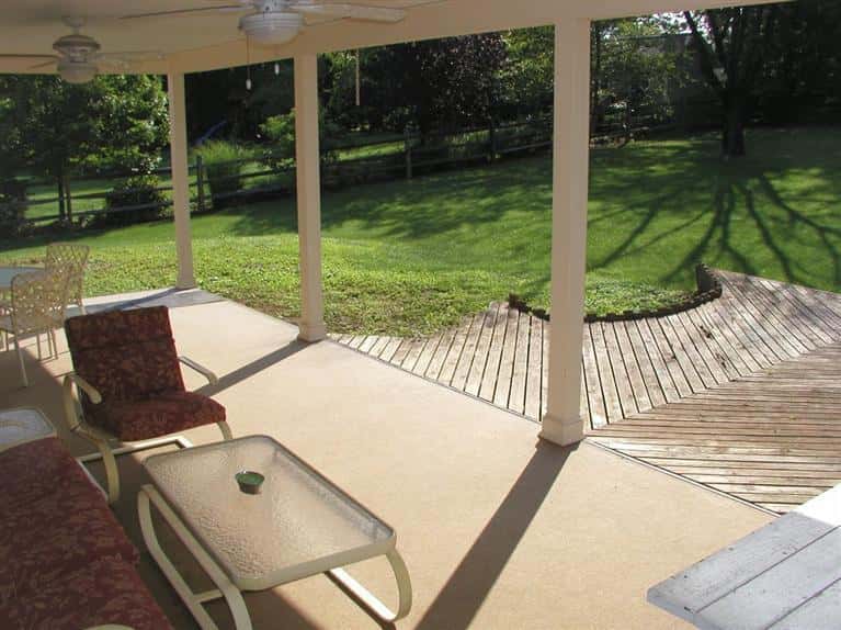 We finally found a house. Here are the photos from the listing.