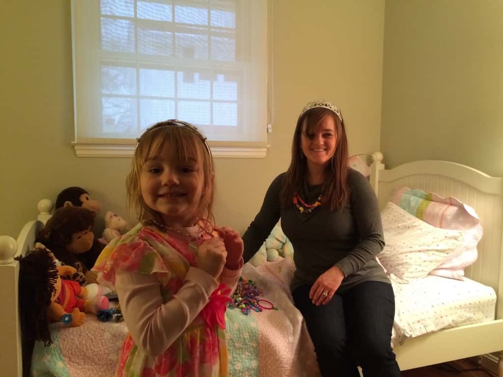 I love it when unexpected sisters stop by and play with the girls while I make dinner!