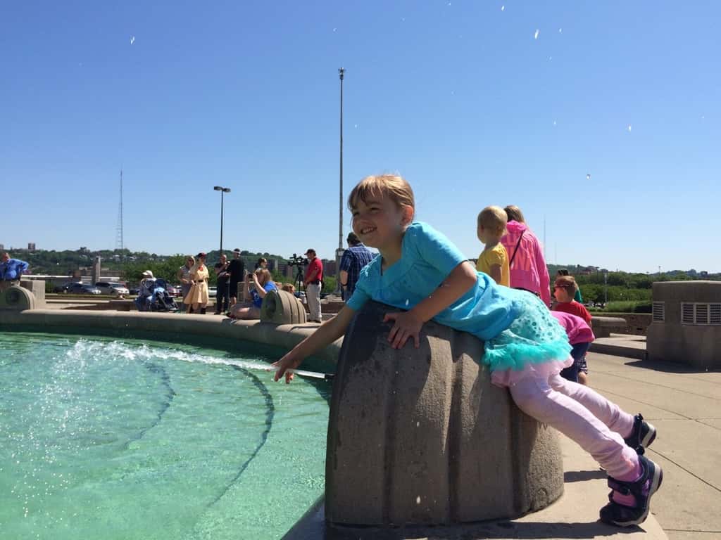 Oh what fun! The girls got a little wet, but loved being up close as they turned on the fountain at the Museum Center today.