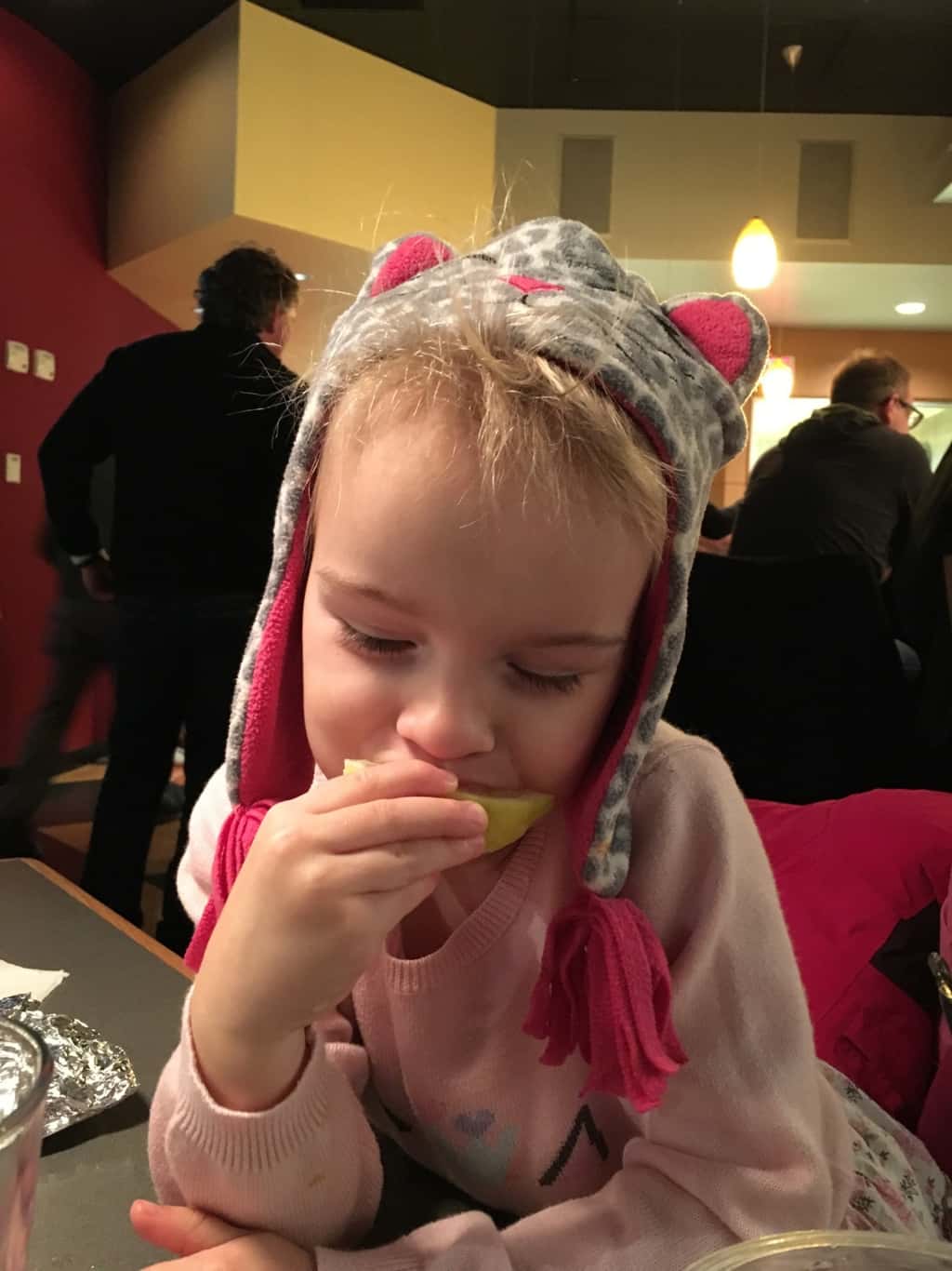 We had a great time eating dinner out at Dewey’s Pizza! The pizza was delicious. Gwen enjoyed watching football and everyone tried a lemon.