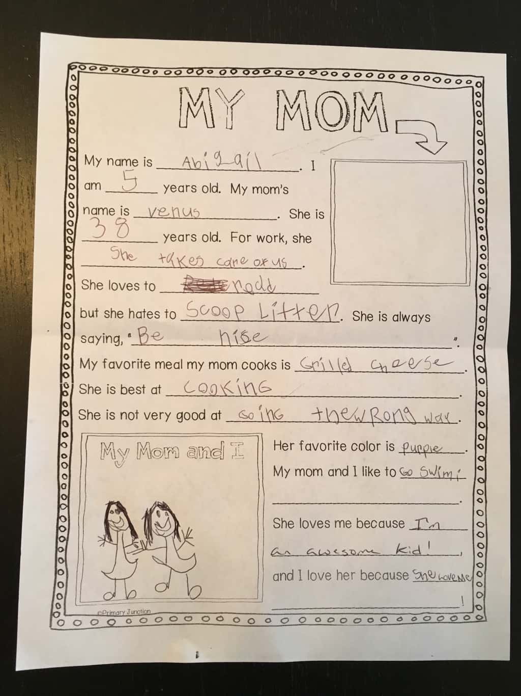 “Muffins with Mom” at school today!