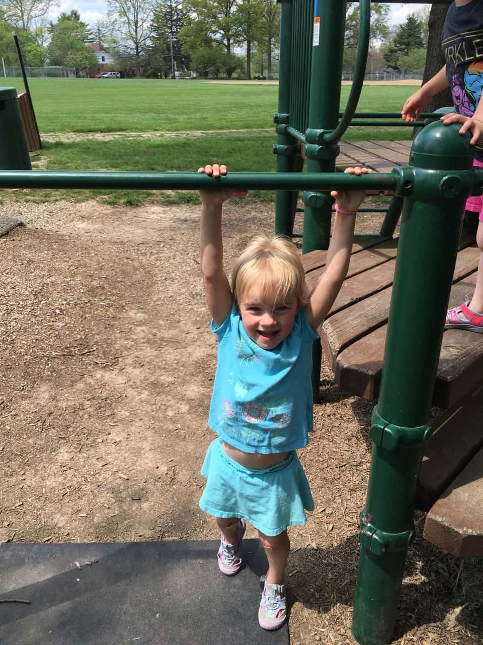 It was a double park day for us! We visited two lovely Indian Hill parks. Camp Livingston in the morning and (King) Stephan Field in the afternoon.