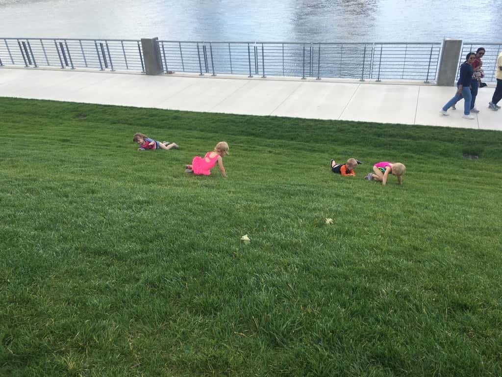 We all had a great time with our Koester friends at storytime and Smale riverfront park today.