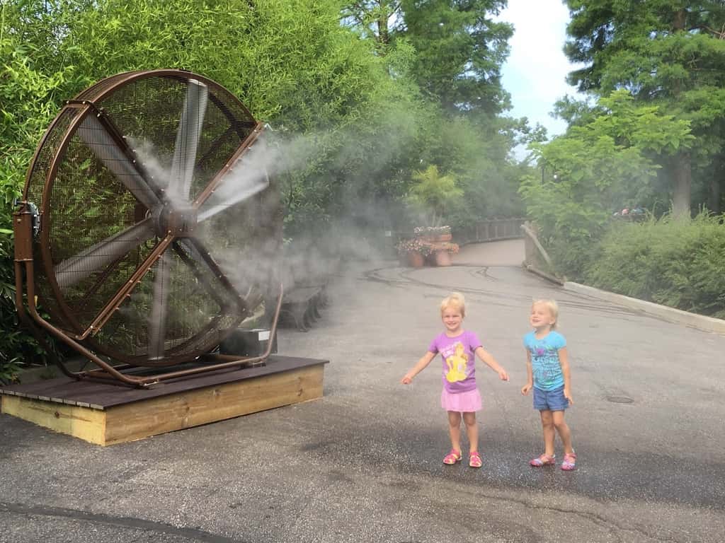 After dropping Abby off at camp this morning, we had our own full day of fun at the zoo! The highlight for me (proud mama moment?) was watching Josie AND Gwen participate in Blakely’s Barnyard Bonanza (aka the goat show).