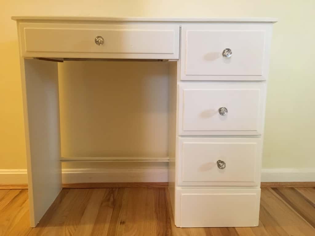 We finished Abby’s desk. We think it looks pretty good!