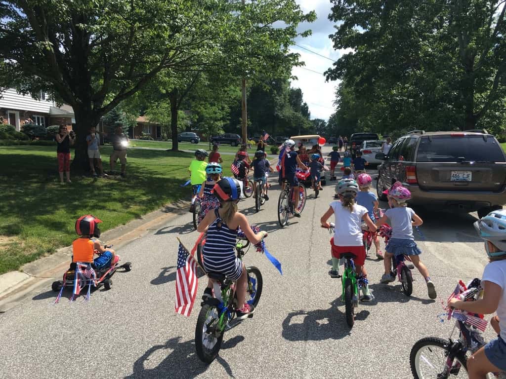 Kenwood Hills knows how to throw a fun Fourth of July party! We’re so lucky to be part of this neighborhood!