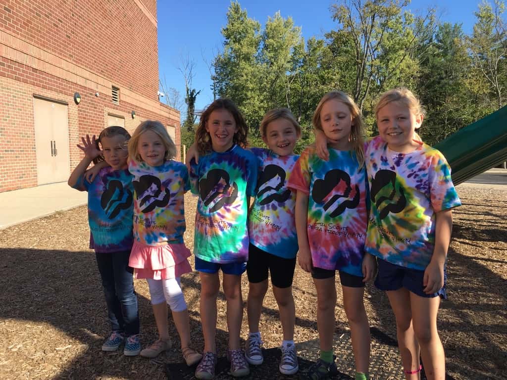 Home Scientist part 1 - making homemade ice cream, and experimenting with slime!