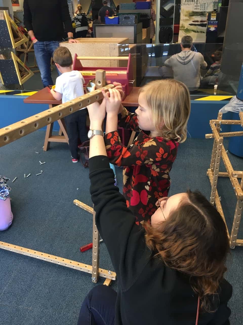 I think we now understand why Clara likes Chicago so much. Day 2 was loads of fun! We loved the highly interactive Chicago Children’s Museum!