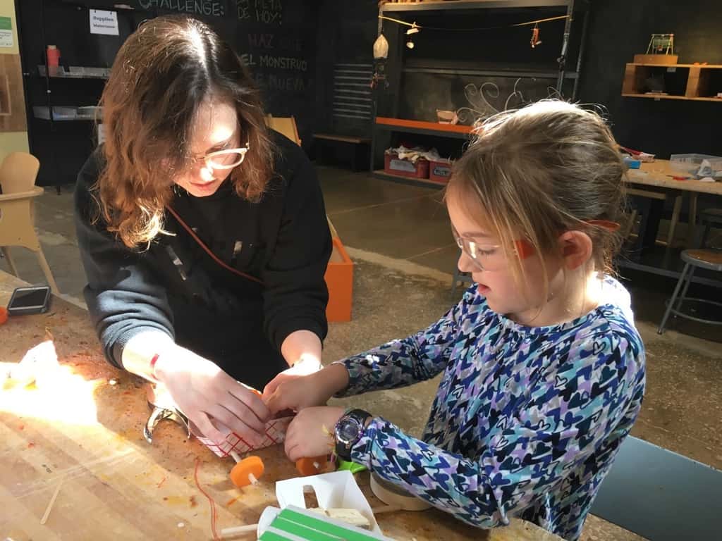 I think we now understand why Clara likes Chicago so much. Day 2 was loads of fun! We loved the highly interactive Chicago Children’s Museum!