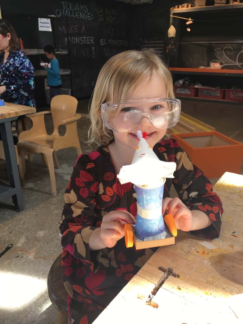 I think we now understand why Clara likes Chicago so much. Day 2 was loads of fun! We loved the highly interactive Chicago Children’s Museum!