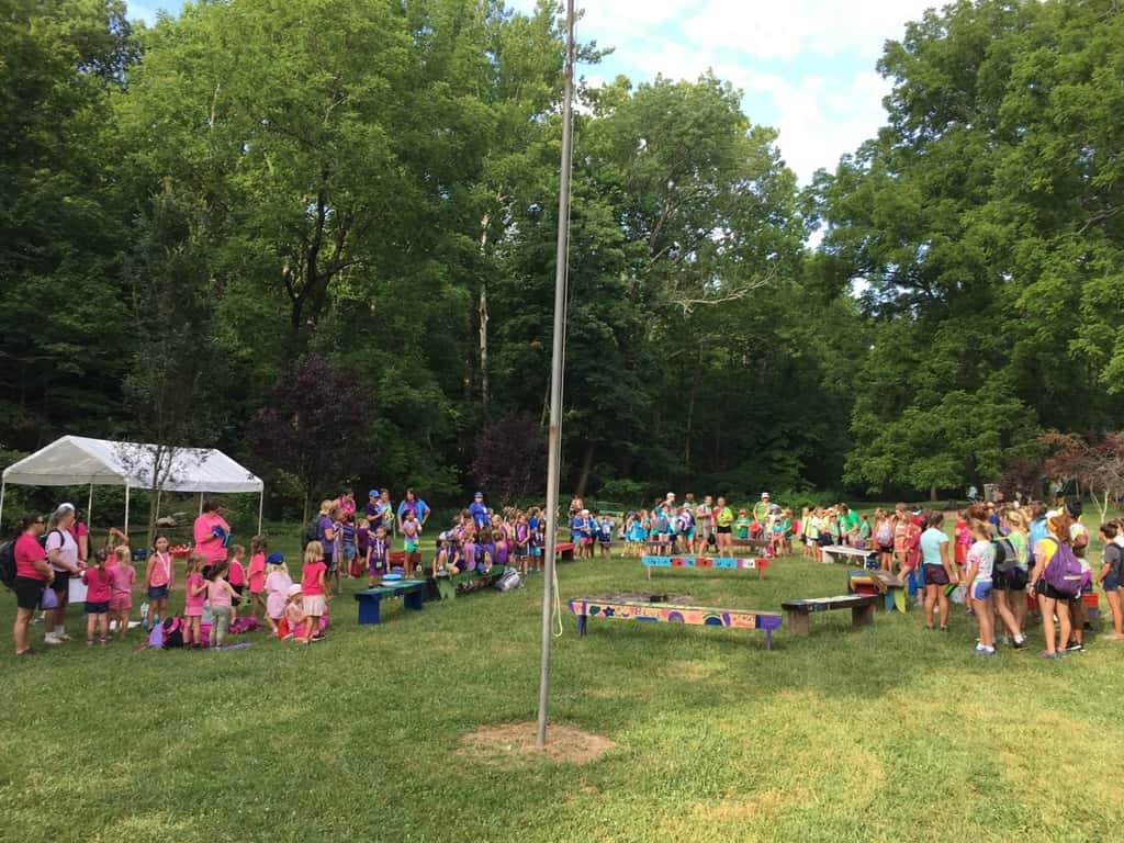 Girl Scout camp at French Park day 1. The girls were enthusiastic, and the weather was agreeable - a recipe for success! We hiked, spent time in the creek, started our nature crafts by creating a nature notebook, decorated bandanas (an important camp accessory), designed a “thought bubble” to represent our unit at camp, played drip drip drench, learned some camp games and songs, and more! Whew!