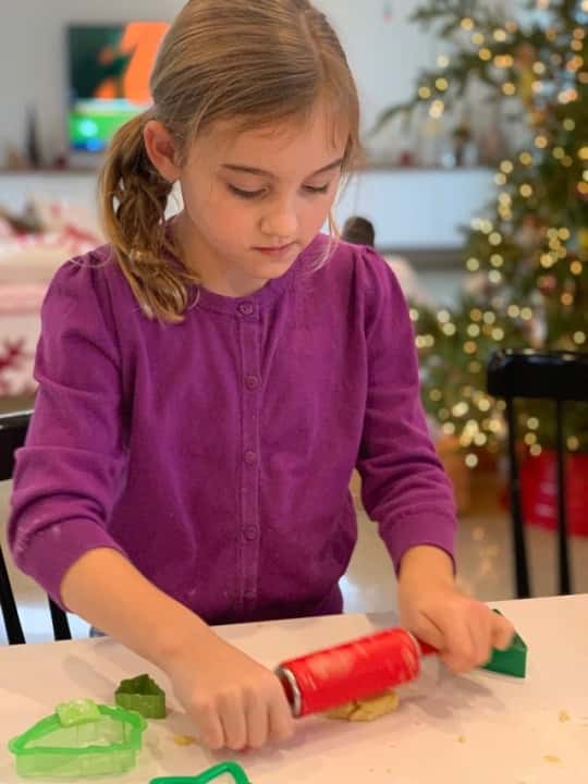 The girls had fun making cookies at Stella and Ruby’s house.